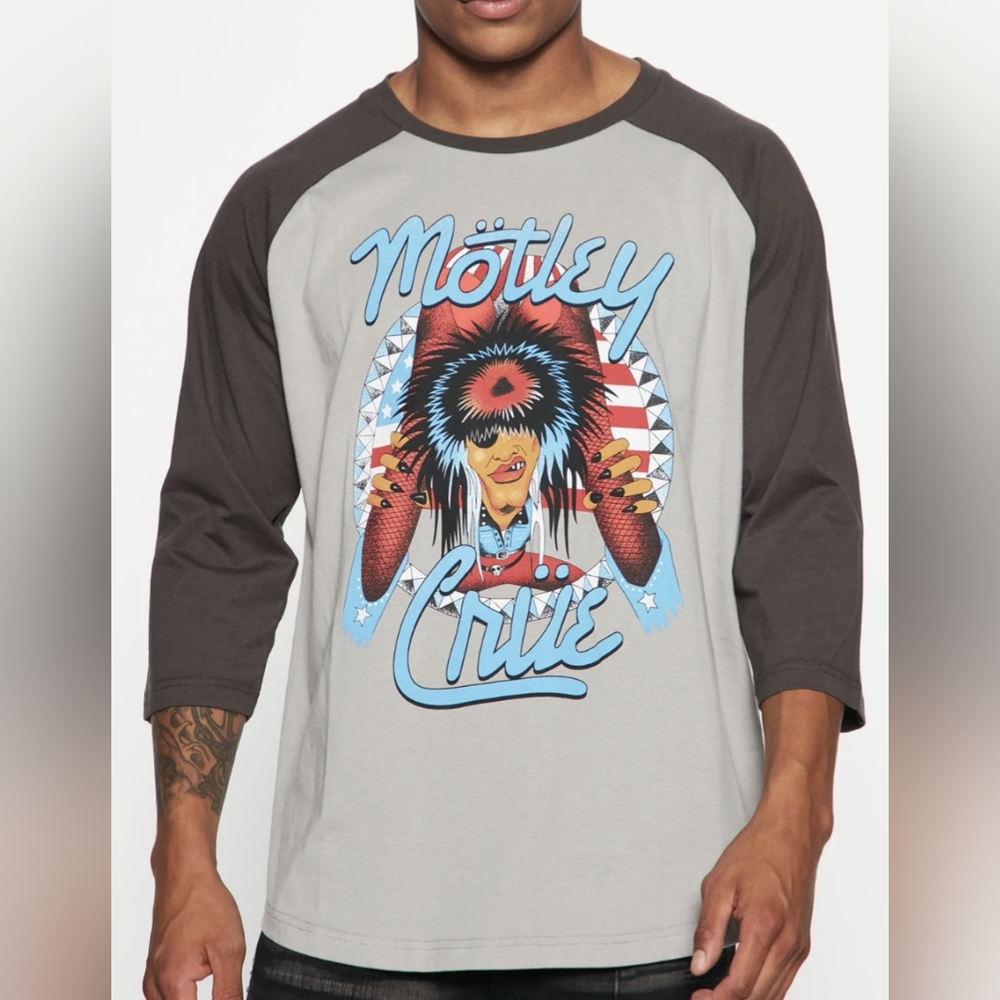 Motley Crue graphic raglan grey shirt size M/L